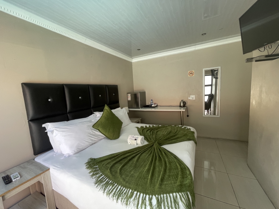 24 Bedroom Property for Sale in Amalinda Eastern Cape